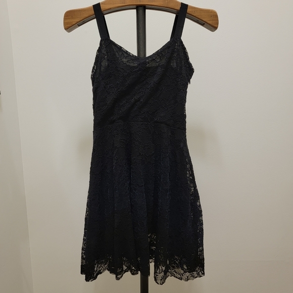 Free‎ People Black Lace Mini Dress with Flocked Navy Blue Velvet Size Small - Picture 14 of 15